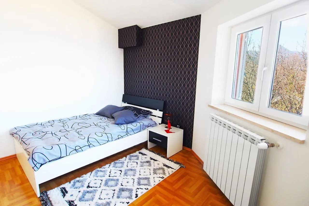 Villa Mimi Dobrec 0*,